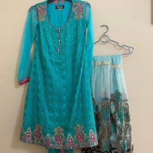 Pakistani suit! 3 pc